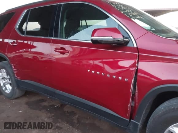 ✅ 2020 Chevrolet Traverse LT Cloth • VIN: 1GNERGKW7LJ104867 • Lot: 43674801. Listed on IAAI with 101,741 mi. Free auction sales archive from the USA and detailed vehicle history report at DreamBid. Image 6.