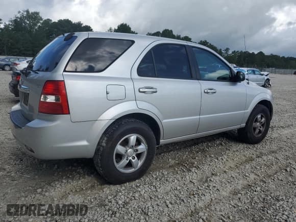 ✅ 2008 Kia Sorento LX • VIN: KNDJD735185839873 • Lot: 67606915. Wystawiony na Copart z przebiegiem 210 528 mil. Bezpłatny archiwum sprzedaży aukcyjnych z USA i szczegółowy raport historii pojazdu na DreamBid. Zdjęcie 3.