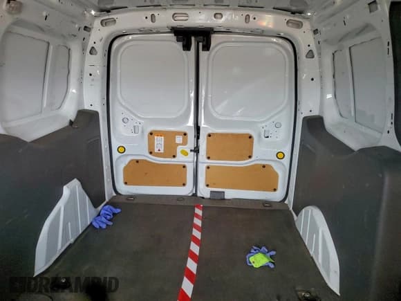 ✅ 2020 Ford Transit Connect XL • VIN: NM0LS7E20L1463326 • Lot: 93016205. Wystawiony na Copart z przebiegiem 159 576 mil. Bezpłatny archiwum sprzedaży aukcyjnych z USA i szczegółowy raport historii pojazdu na DreamBid. Zdjęcie 10.