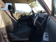 ✅ 2006 Scion xB • VIN: JTLKT324464039570 • Лот: 41506716. Опубликован ранее на IAAI с пробегом 176 220 миль. Бесплатный доступ к архиву аукционных продаж из США и подробный отчёт об истории автомобиля на DreamBid. Изображение 5.