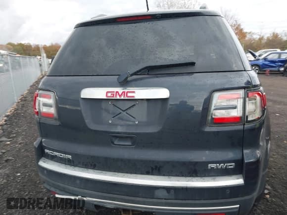 ✅ 2015 GMC Acadia SLT • VIN: 1GKKVSKD9FJ303629 • Lot: 43532131. Listed on IAAI with 145,378 mi. Free auction sales archive from the USA and detailed vehicle history report at DreamBid. Image 16.