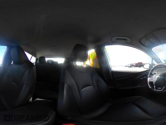 ✅ 2021 Toyota Prius XLE • VIN: JTDKAMFP2M3181138 • Lot: 43818185. Listed on IAAI with 103,925 mi. Free auction sales archive from the USA and detailed vehicle history report at DreamBid. Image 17.