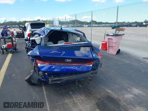 ✅ 2023 Hyundai Elantra SEL • VIN: KMHLS4AG3PU461105 • Лот: 43441000. Размещён на IAAI с пробегом 79 174 миль миль. Получите бесплатный доступ к архиву аукционных продаж из США и посмотрите подробный отчёт об истории автомобиля на DreamBid. Изображение 18.