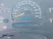 ✅ 2005 Chevrolet Silverado 1500 LS • VIN: 2GCEC19T851358412 • Lot: 43306552. Wystawiony na IAAI z przebiegiem 288 244 mil mil. Skorzystaj z bezpłatnego archiwum sprzedaży aukcyjnych z USA i zobacz szczegółowy raport historii pojazdu na DreamBid. Zdjęcie 15.