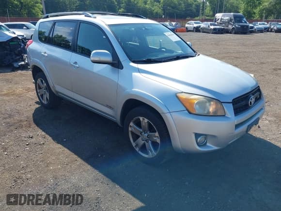 ✅ 2011 Toyota RAV4 Sport • VIN: JTMRK4DVXB5101129 • Lot: 42604898. Listed on IAAI with 177,518 mi. Free auction sales archive from the USA and detailed vehicle history report at DreamBid. Image 1.