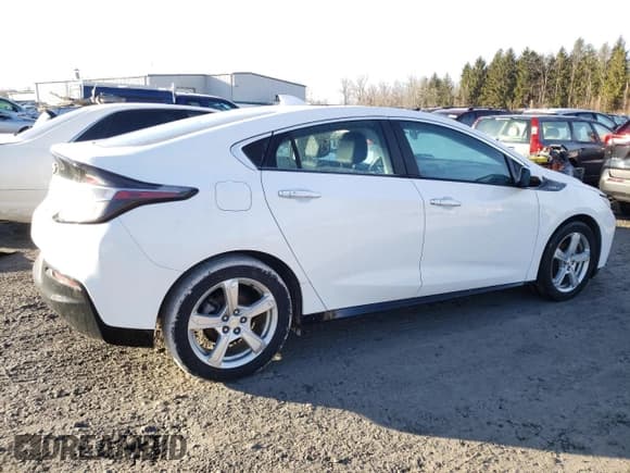 ✅ 2018 Chevrolet Volt LT • VIN: 1G1RA6S58JU109762 • Lot: 41773914. Wystawiony na Copart z przebiegiem 71 277 mil. Bezpłatny archiwum sprzedaży aukcyjnych z USA i szczegółowy raport historii pojazdu na DreamBid. Zdjęcie 3.