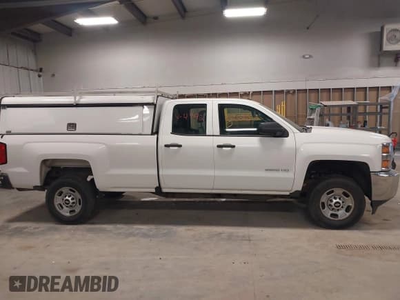 ✅ 2017 Chevrolet Silverado 2500HD Work Truck • VIN: 1GC2CUEG1HZ304992 • Lot: 42116602. Wystawiony na IAAI z przebiegiem 261 765 mil. Bezpłatny archiwum sprzedaży aukcyjnych z USA i szczegółowy raport historii pojazdu na DreamBid. Zdjęcie 13.