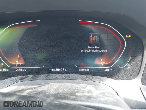 ✅ 2022 BMW 3 Series 330i • VIN: 3MW5R1J09N8C29531 • Lot: 43074092. Wystawiony na IAAI z przebiegiem 39 427 mil. Bezpłatny archiwum sprzedaży aukcyjnych z USA i szczegółowy raport historii pojazdu na DreamBid. Zdjęcie 7.