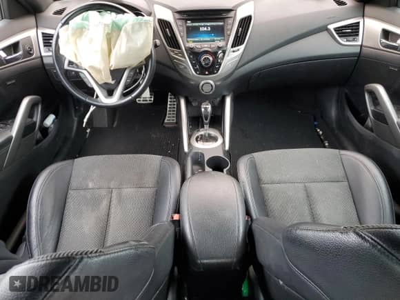 2016 Hyundai Veloster z VIN KMHTC6ADXGU252488, wystawiony jako Copart lot #65415583 z przebiegiem 53 482 mil mil oraz . Historia ofert i sprzedaży dostępna na DreamBid. Obrazek 8.