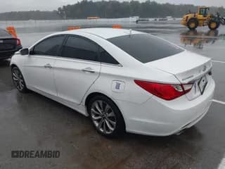 ✅ 2011 Hyundai Sonata Limited • VIN: 5NPEC4AC0BH165663 • Lot: 43392096. Listed on IAAI with 292,623 mi. Free auction sales archive from the USA and detailed vehicle history report at DreamBid. Image 3.