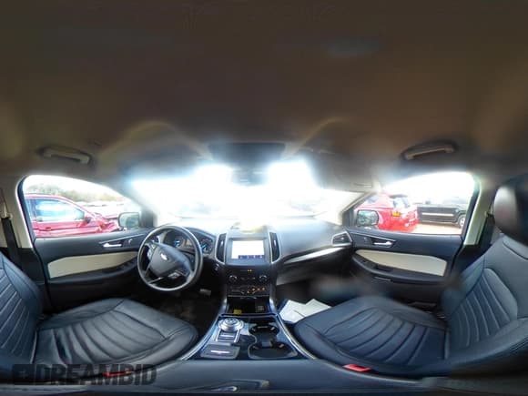 ✅ 2020 Ford Edge SE • VIN: 2FMPK3G92LBA05200 • Lot: 43584645. Wystawiony na IAAI z przebiegiem 61 945 mil. Bezpłatny archiwum sprzedaży aukcyjnych z USA i szczegółowy raport historii pojazdu na DreamBid. Zdjęcie 20.