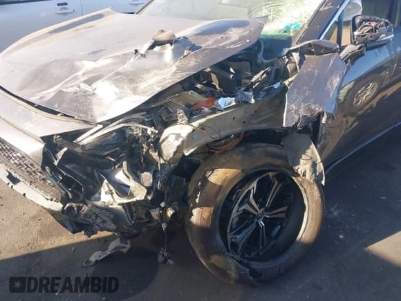 ✅ 2024 Toyota RAV4 XSE • VIN: JTMEB3FV7RD210153 • Лот: 43368967. Опубликован ранее на IAAI с пробегом 22 272 миль. Бесплатный доступ к архиву аукционных продаж из США и подробный отчёт об истории автомобиля на DreamBid. Изображение 6.