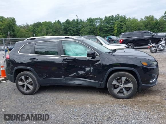 ✅ 2019 Jeep Cherokee Limited • VIN: 1C4PJMDX7KD268422 • Лот: 43010187. Опубликован ранее на IAAI с пробегом 160 380 миль. Бесплатный доступ к архиву аукционных продаж из США и подробный отчёт об истории автомобиля на DreamBid. Изображение 13.