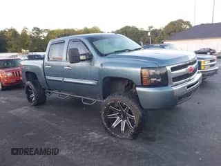 2010 Chevrolet Silverado 1500 LT z VIN 3GCRKSE39AG214336, wystawiony jako IAAI lot #43565275 z przebiegiem 246 168 mil mil oraz . Historia ofert i sprzedaży dostępna na DreamBid. Obrazek 1.