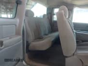 ✅ 2003 Chevrolet Silverado 2500HD LS • VIN: 1GCHC29U13E353706 • Lot: 42398034. Wystawiony na IAAI z przebiegiem 205 065 mil. Bezpłatny archiwum sprzedaży aukcyjnych z USA i szczegółowy raport historii pojazdu na DreamBid. Zdjęcie 8.