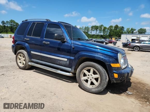 ✅ 2005 Jeep Liberty Limited • VIN: 1J4GK58K95W538190 • Lot: 65353325. Listed on Copart with 237,424 mi. Free auction sales archive from the USA and detailed vehicle history report at DreamBid. Image 4.