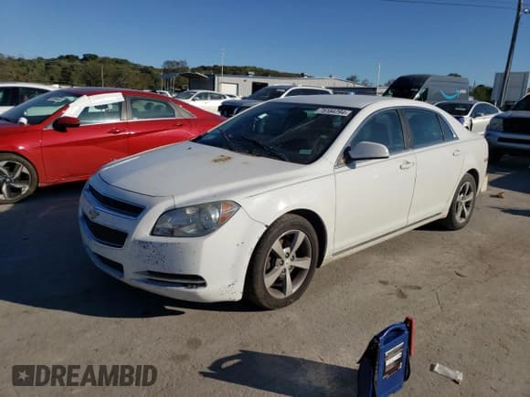✅ 2011 Chevrolet Malibu 1LT • VIN: 1G1ZC5EU0BF119702 • Lot: 75184794. Listed on Copart with 198,817 mi. Free auction sales archive from the USA and detailed vehicle history report at DreamBid. Image 1.