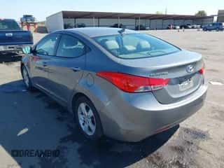 2013 Hyundai Elantra GLS z VIN 5NPDH4AE7DH206193, wystawiony jako IAAI lot #43412419 z przebiegiem 190 762 mil mil oraz . Historia ofert i sprzedaży dostępna na DreamBid. Obrazek 3.