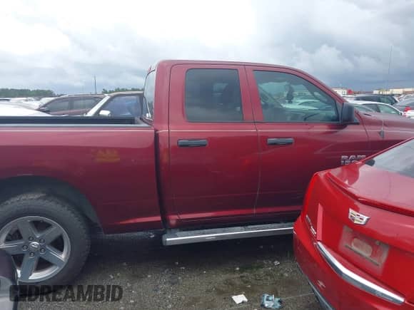2017 Ram 1500 Express с VIN 1C6RR6FT0HS615673, выставлен на аукционе IAAI как лот 42839173 с пробегом 235 799 миль миль и . История ставок и продаж доступна на DreamBid. Изображение 13.