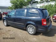 ✅ 2010 Chrysler Town & Country Touring Plus • VIN: 2A4RR8DX7AR382080 • Lot: 67371025. Wystawiony na Copart z przebiegiem 148 531 mil. Bezpłatny archiwum sprzedaży aukcyjnych z USA i szczegółowy raport historii pojazdu na DreamBid. Zdjęcie 2.