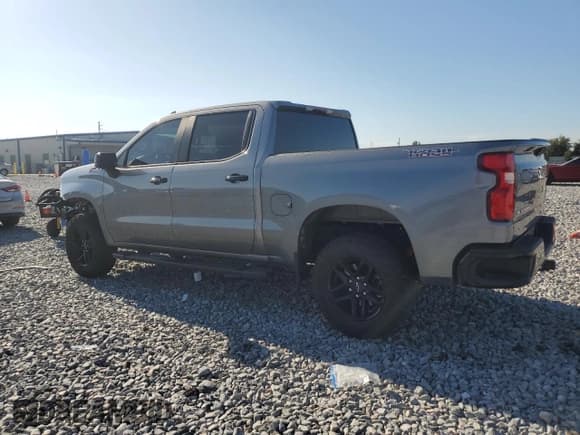 ✅ 2021 Chevrolet Silverado 1500 LT Trail Boss • VIN: 1GCPYFED1MZ444513 • Lot: 80870445. Wystawiony na Copart z przebiegiem 52 939 mil. Bezpłatny archiwum sprzedaży aukcyjnych z USA i szczegółowy raport historii pojazdu na DreamBid. Zdjęcie 2.