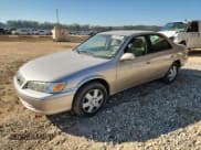 ✅ 2000 Toyota Camry LE • VIN: 4T1BG28KXYU956253 • Lot: 91483795. Wystawiony na Copart z przebiegiem 176 210 mil. Bezpłatny archiwum sprzedaży aukcyjnych z USA i szczegółowy raport historii pojazdu na DreamBid. Zdjęcie 1.