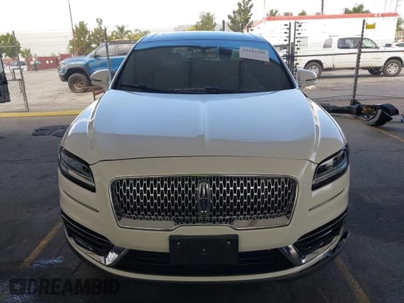 ✅ 2020 Lincoln Nautilus Reserve • VIN: 2LMPJ6K93LBL30910 • Lot: 43343106. Wystawiony na IAAI z przebiegiem 51 822 mil. Bezpłatny archiwum sprzedaży aukcyjnych z USA i szczegółowy raport historii pojazdu na DreamBid. Zdjęcie 12.