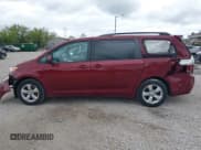 ✅ 2014 Toyota Sienna LE AAS • VIN: 5TDKK3DC7ES435563 • Lot: 43014633. Listed on IAAI with 201,161 mi. Free auction sales archive from the USA and detailed vehicle history report at DreamBid. Image 14.