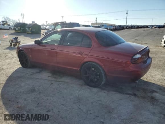 ✅ 2005 Jaguar S-Type • VIN: SAJWA03V451N43191 • Lot: 88491545. Listed on Copart with 121,973 mi. Free auction sales archive from the USA and detailed vehicle history report at DreamBid. Image 2.