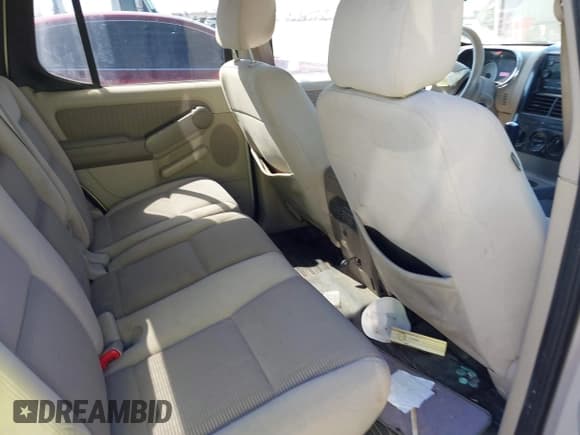 ✅ 2007 Ford Explorer Sport Trac XLT • VIN: 1FMEU31857UA02325 • Лот: 41696359. Опубликован ранее на IAAI с пробегом 264 385 миль. Бесплатный доступ к архиву аукционных продаж из США и подробный отчёт об истории автомобиля на DreamBid. Изображение 8.