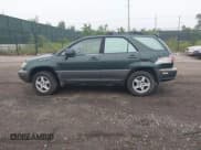 ✅ 1999 Lexus RX 300 • VIN: JT6GF10U5X0019117 • Lot: 42532613. Listed on IAAI with Not provided. Free auction sales archive from the USA and detailed vehicle history report at DreamBid. Image 13.