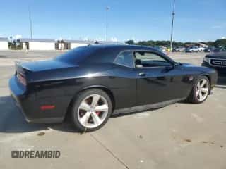 2012 Dodge Challenger SRT-8 392 z VIN 2C3CDYCJ6CH217478, wystawiony jako Copart lot #73831054 z przebiegiem 22 682 mil mil oraz Nie do naprawy • Non repairable. Historia ofert i sprzedaży dostępna na DreamBid. Obrazek 3.