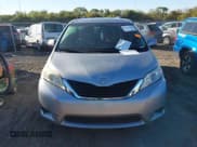 ✅ 2015 Toyota Sienna LE • VIN: 5TDKK3DC4FS593652 • Lot: 43519208. Listed on IAAI with 135,192 mi. Free auction sales archive from the USA and detailed vehicle history report at DreamBid. Image 12.