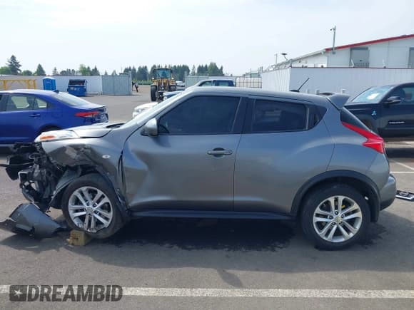 ✅ 2012 Nissan Juke SV • VIN: JN8AF5MV5CT123516 • Lot: 42131361. Wystawiony na IAAI z przebiegiem 101 896 mil. Bezpłatny archiwum sprzedaży aukcyjnych z USA i szczegółowy raport historii pojazdu na DreamBid. Zdjęcie 15.