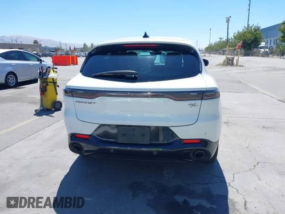 2024 Dodge Hornet R/T z VIN ZACPDFCW9R3A28545, wystawiony jako IAAI lot #42901439 z przebiegiem 23 660 mil mil oraz . Historia ofert i sprzedaży dostępna na DreamBid. Obrazek 16.