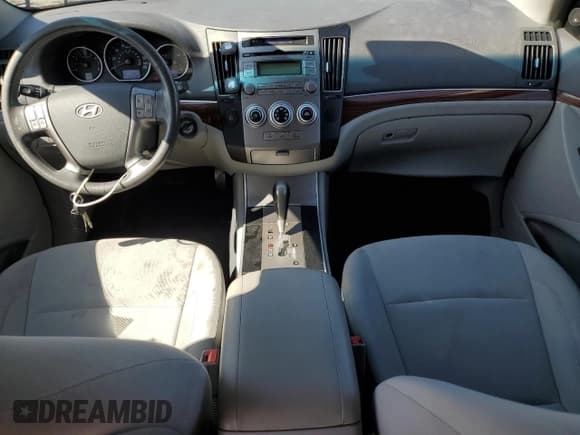 ✅ 2010 Hyundai Veracruz Limited • VIN: KM8NU4CC8AU131979 • Lot: 66160665. Listed on Copart with 135,230 mi. Free auction sales archive from the USA and detailed vehicle history report at DreamBid. Image 8.