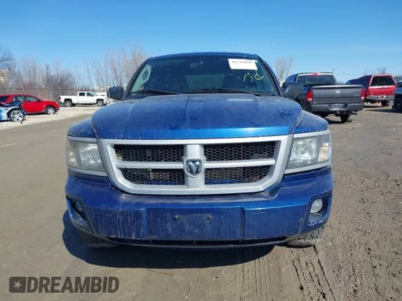 2009 Dodge Dakota z VIN 1D7HW32P59S719362, wystawiony jako IAAI lot #41776499 z przebiegiem 203 352 mil mil oraz . Historia ofert i sprzedaży dostępna na DreamBid. Obrazek 6.