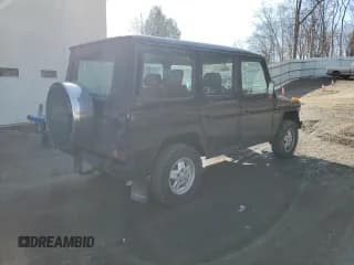 ✅ 1988 Mercedes-Benz 200 • VIN: WDB46023317062528 • Lot: 79784304. Wystawiony na Copart z przebiegiem 27 237 mil. Bezpłatny archiwum sprzedaży aukcyjnych z USA i szczegółowy raport historii pojazdu na DreamBid. Zdjęcie 3.