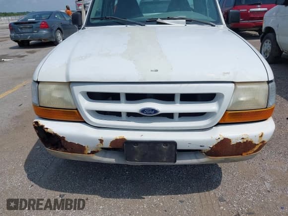 ✅ 2000 Ford Ranger XLT • VIN: 1FTYR10X6YPA59357 • Lot: 42971355. Wystawiony na IAAI z przebiegiem 100 593 mil. Bezpłatny archiwum sprzedaży aukcyjnych z USA i szczegółowy raport historii pojazdu na DreamBid. Zdjęcie 6.