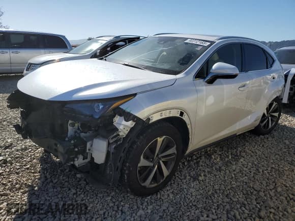 ✅ 2021 Lexus NX 300h • VIN: JTJGJRDZ0M5010994 • Lot: 90312165. Wystawiony na Copart z przebiegiem 71 019 mil. Bezpłatny archiwum sprzedaży aukcyjnych z USA i szczegółowy raport historii pojazdu na DreamBid. Zdjęcie 1.