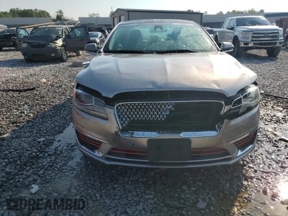✅ 2019 Lincoln MKZ Hybrid Reserve II • VIN: 3LN6L5MU9KR617214 • Lot: 71494015. Wystawiony na Copart z przebiegiem 64 943 mil. Bezpłatny archiwum sprzedaży aukcyjnych z USA i szczegółowy raport historii pojazdu na DreamBid. Zdjęcie 5.