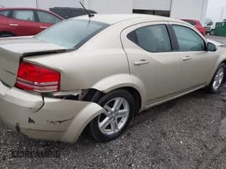 ✅ 2010 Dodge Avenger Express • VIN: 1B3CC1FB8AN229289 • Лот: 41204061. Опубликован ранее на IAAI с пробегом 158 174 миль. Бесплатный доступ к архиву аукционных продаж из США и подробный отчёт об истории автомобиля на DreamBid. Изображение 4.