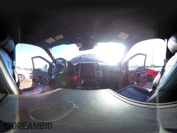 ✅ 2018 Ford F-150 XLT • VIN: 1FTEW1CG0JFB09074 • Lot: 42028096. Wystawiony na IAAI z przebiegiem 200 080 mil. Bezpłatny archiwum sprzedaży aukcyjnych z USA i szczegółowy raport historii pojazdu na DreamBid. Zdjęcie 18.