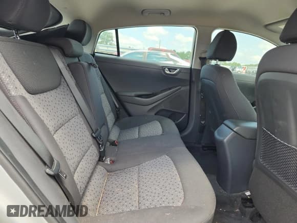 ✅ 2019 Hyundai Ioniq • VIN: KMHC65LD9KU145665 • Lot: 63315745. Wystawiony na Copart z przebiegiem 150 053 mil. Bezpłatny archiwum sprzedaży aukcyjnych z USA i szczegółowy raport historii pojazdu na DreamBid. Zdjęcie 10.