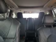 ✅ 2020 Toyota Highlander Platinum • VIN: 5TDFZRBHXLS042510 • Лот: 82393125. Опубликован ранее на Copart с пробегом 33 992 миль. Бесплатный доступ к архиву аукционных продаж из США и подробный отчёт об истории автомобиля на DreamBid. Изображение 10.