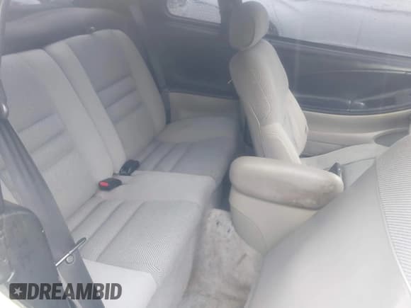 ✅ 1996 Ford Mustang GT • VIN: 1FALP42X4TF229346 • Lot: 42225102. Wystawiony na IAAI z przebiegiem 151 275 mil. Bezpłatny archiwum sprzedaży aukcyjnych z USA i szczegółowy raport historii pojazdu na DreamBid. Zdjęcie 8.