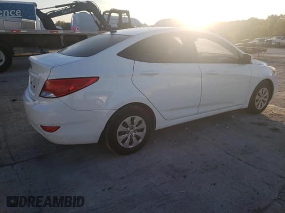 ✅ 2016 Hyundai Accent SE • VIN: KMHCT4AE8GU063853 • Лот: 71643363. Опубликован ранее на Copart с пробегом 119 501 миль. Бесплатный доступ к архиву аукционных продаж из США и подробный отчёт об истории автомобиля на DreamBid. Изображение 3.