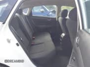 ✅ 2018 Nissan Sentra S • VIN: 3N1AB7AP7JY244547 • Лот: 42840431. Опубликован ранее на IAAI с пробегом 165 917 миль. Бесплатный доступ к архиву аукционных продаж из США и подробный отчёт об истории автомобиля на DreamBid. Изображение 8.