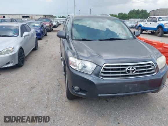 ✅ 2010 Toyota Highlander Limited • VIN: JTEYK3EHXA2104252 • Lot: 42993328. Wystawiony na IAAI z przebiegiem 245 975 mil. Bezpłatny archiwum sprzedaży aukcyjnych z USA i szczegółowy raport historii pojazdu na DreamBid. Zdjęcie 1.