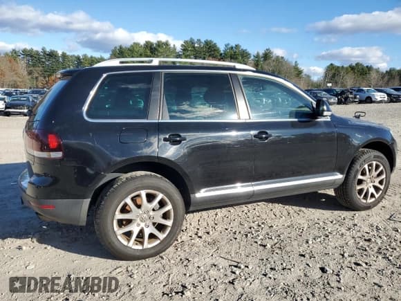 ✅ 2010 Volkswagen Touareg V6 • VIN: WVGFK7A91AD003733 • Lot: 93242775. Wystawiony na Copart z przebiegiem 192 826 mil. Bezpłatny archiwum sprzedaży aukcyjnych z USA i szczegółowy raport historii pojazdu na DreamBid. Zdjęcie 3.